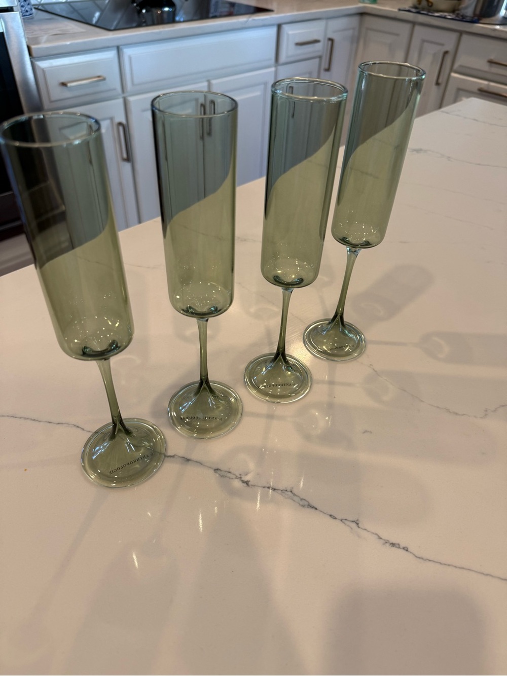 Set of 4 Green Champagne Flutes
